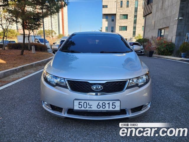 Kia Forte хэтчбек 1.6 GDI Deluxe, 2011 2