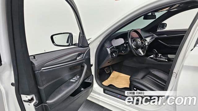 BMW 5시리즈 (G30) 520i M Sport, 2022 10