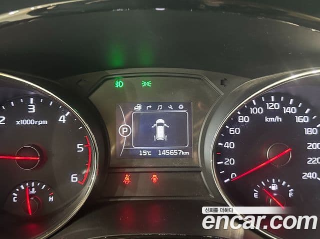 Kia All New Carnival Noblesse, 2016 8