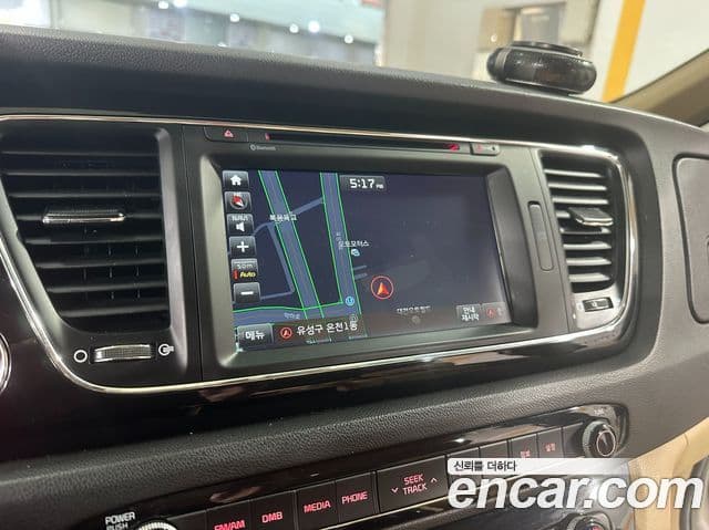 Kia All New Carnival Noblesse, 2016 12