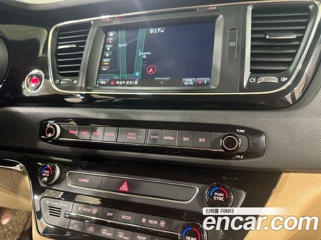 Kia All New Carnival Noblesse, 2016 14