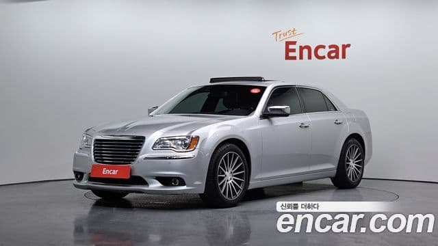 크라이슬러 The / новый New 300C, 2012 1