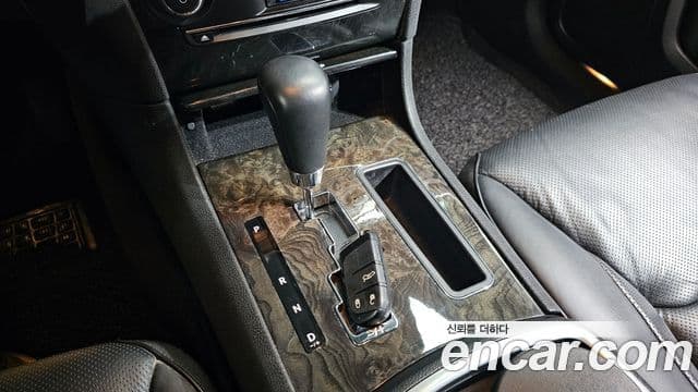 크라이슬러 The / новый New 300C, 2012 9