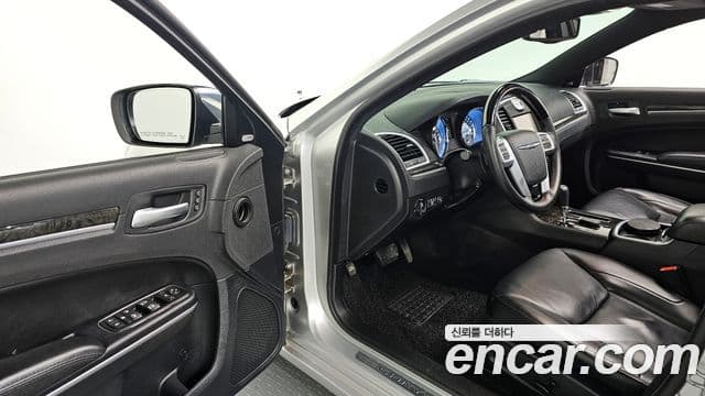 크라이슬러 The / новый New 300C, 2012 11