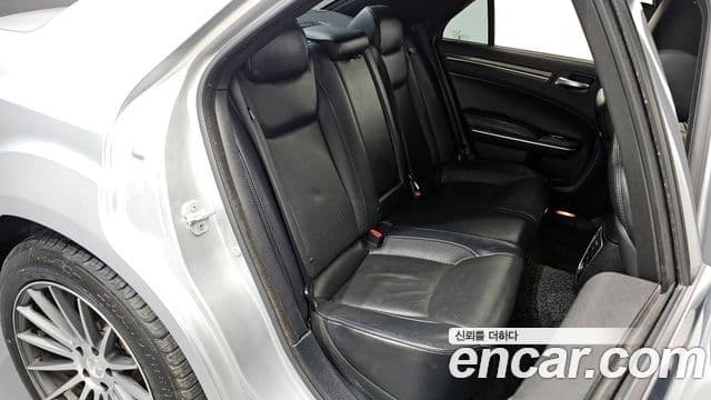 크라이슬러 The / новый New 300C, 2012 12