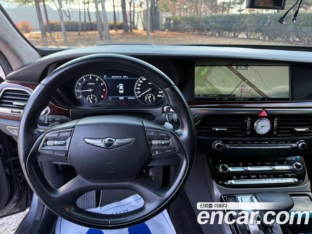 Genesis EQ900 Prestige, 2016 12