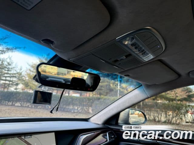 Genesis EQ900 Prestige, 2016 15