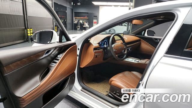 Genesis G80 (RG3) бензин 3.5 турбо AWD, 2021 10