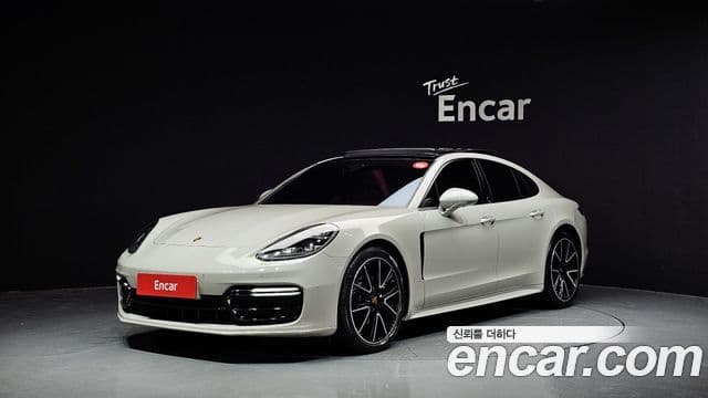 Porsche Panamera (971), 2019 1