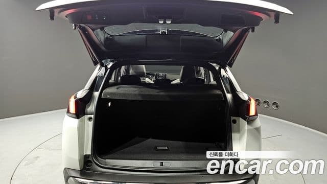 Peugeot 3008 2세대 1.5 BlueHDi GT Line, 2019 20