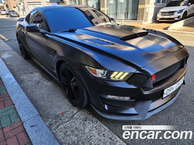 Ford Mustang купе, 2016 1