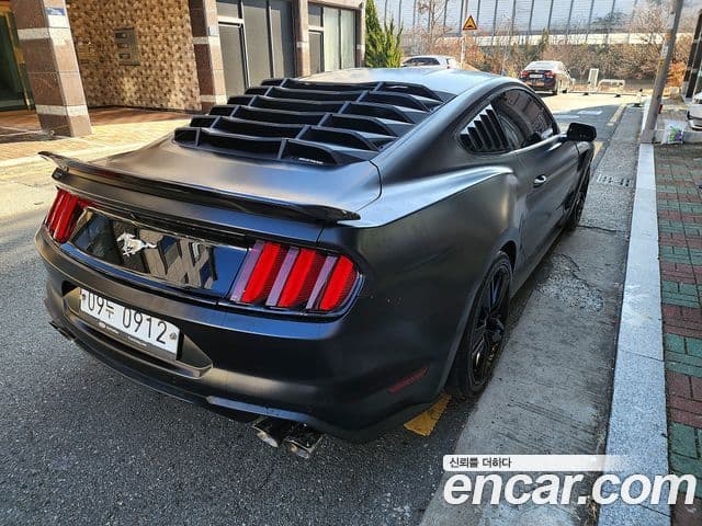 Ford Mustang купе, 2016 7