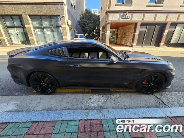 Ford Mustang купе, 2016 8