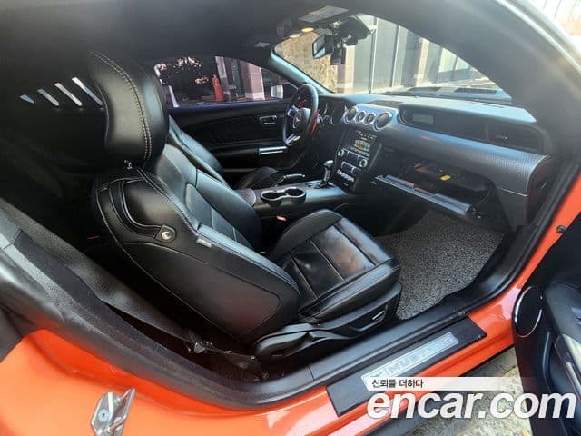 Ford Mustang купе, 2016 12