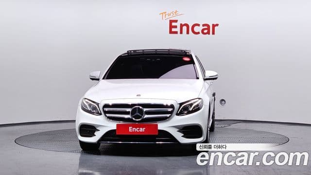 Mercedes-Benz E-класс W213 AMG Line, 2020 3