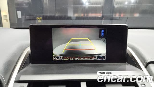 Lexus NX300h Executive, 2018 15