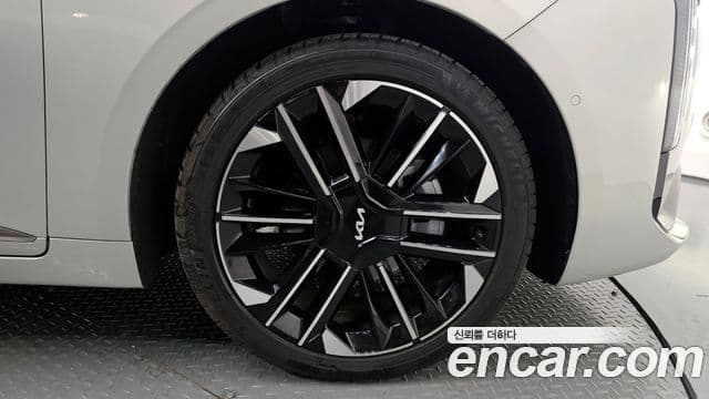 Kia The / новый New K8 гибрид Noblesse, 2025 все фото