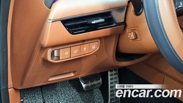 Kia The / новый New K8 гибрид Noblesse, 2025 16