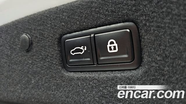 Kia The / новый New K8 гибрид Noblesse, 2025 18