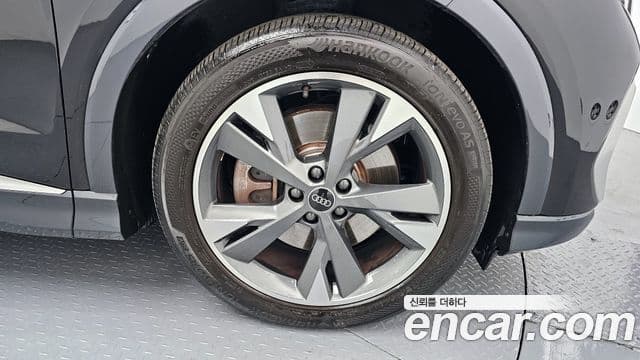 Audi Q4 e-Tron (F4) Premium, 2022 все фото