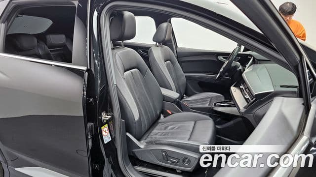 Audi Q4 e-Tron (F4) Premium, 2022 12