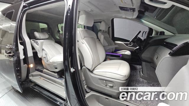 Hyundai Staria Inspiration, 2023 11