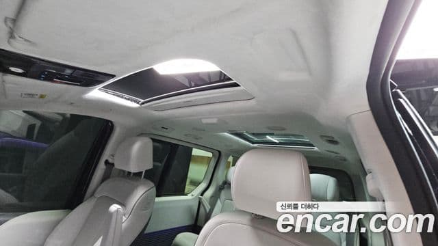 Hyundai Staria Inspiration, 2023 19