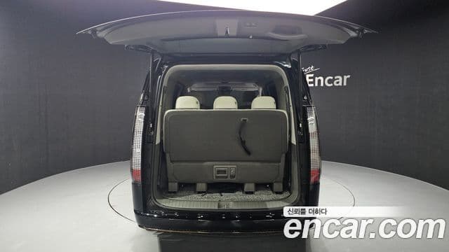 Hyundai Staria Inspiration, 2023 20