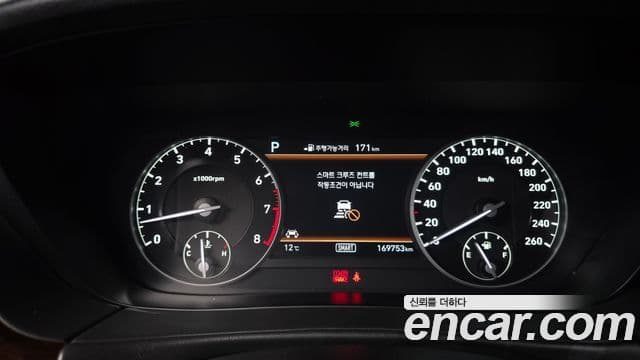 Genesis EQ900 Prestige, 2016 8