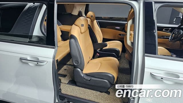Kia Carnival 4세대 Signature, 2021 12