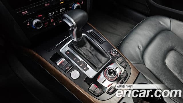 Audi New A4 B8, 2016 9