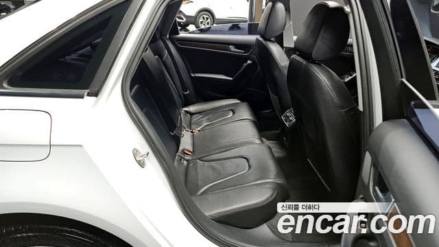 Audi New A4 B8, 2016 11