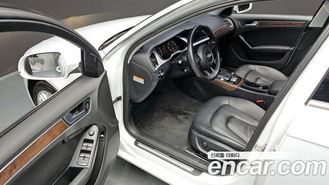 Audi New A4 B8, 2016 12