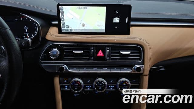 Genesis The / новый New G70 슈팅브레이크, 2023 14