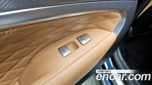 Genesis The / новый New G70 슈팅브레이크, 2023 19