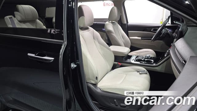 Kia Carnival 4세대 Signature, 2023 10
