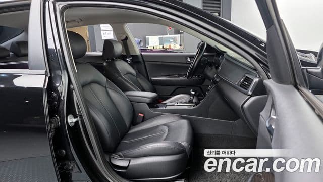 Kia K5 2세대 Prestige, 2016 10