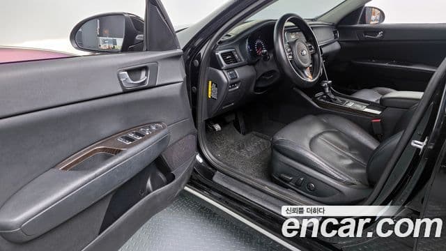 Kia K5 2세대 Prestige, 2016 11