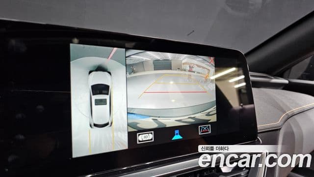 Lexus UX250h, 2024 15