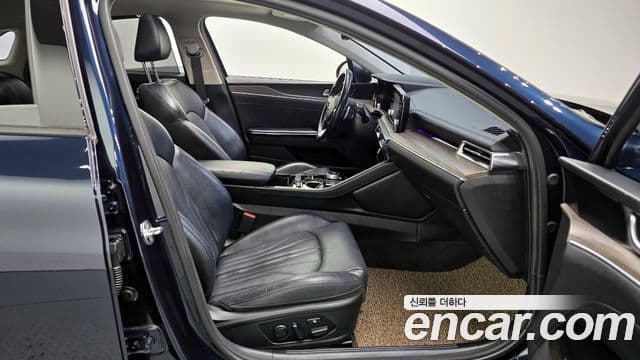Kia K5 3세대 Signature, 2020 10