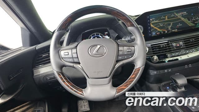 Lexus LS500 5세대 3.5 Luxury AWD, 2023 13
