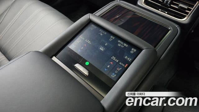 Lexus LS500 5세대 3.5 Luxury AWD, 2023 18