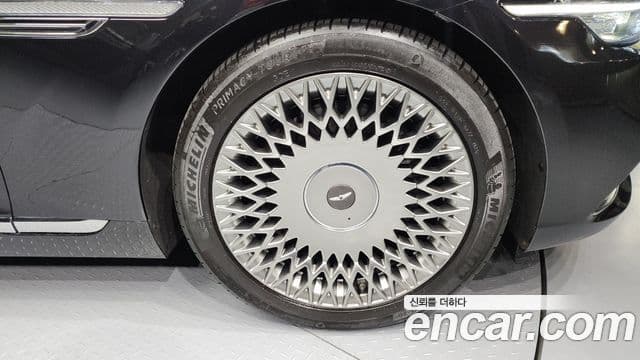 Genesis G90 Premium Luxury, 2021 все фото