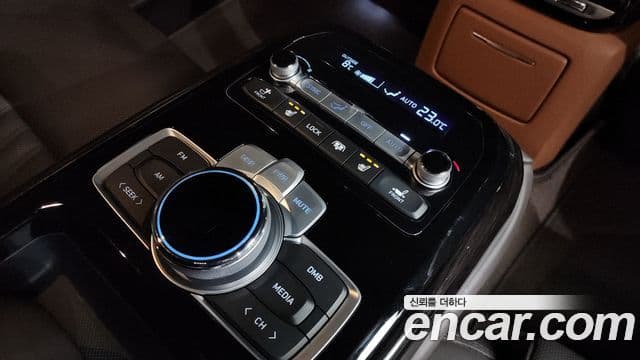 Genesis G90 Premium Luxury, 2021 19