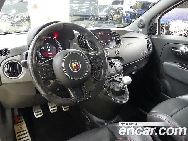 Fiat 500 Abarth, 2020 15