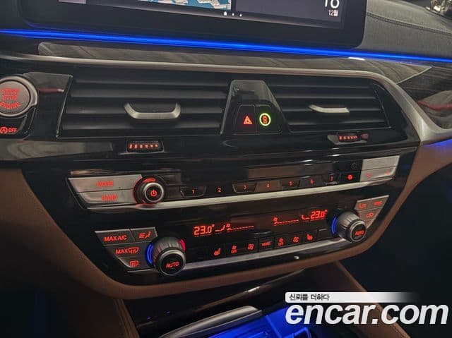 BMW 5시리즈 (G30) 520i M Sport, 2022 12