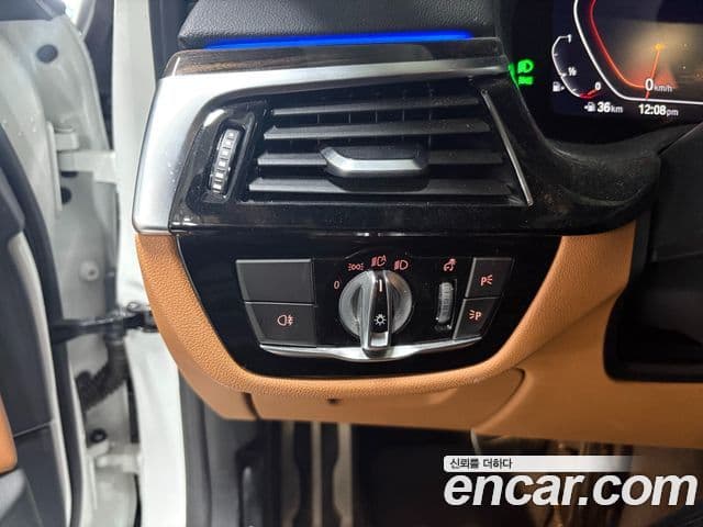 BMW 5시리즈 (G30) 520i M Sport, 2022 16