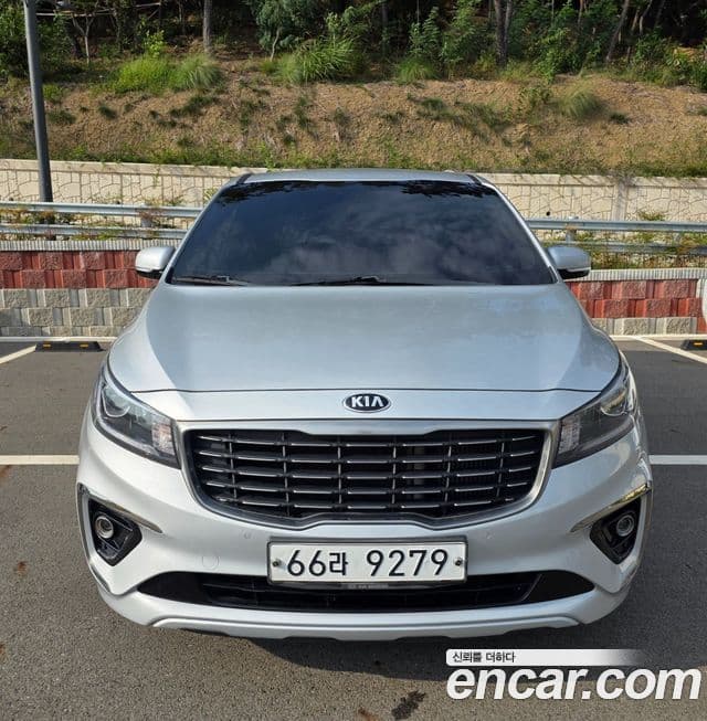 Kia The / новый New Carnival Prestige, 2019 3