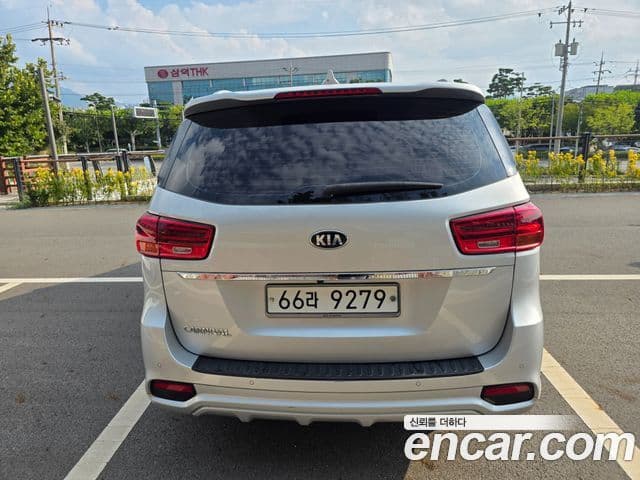 Kia The / новый New Carnival Prestige, 2019 4