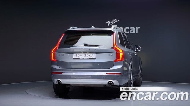 Volvo XC90 2세대 T6 Momentum, 2018 4